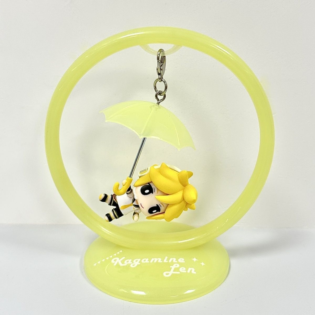 Hatsune Miku Trapeze Figure "Miku/Rin/Len"