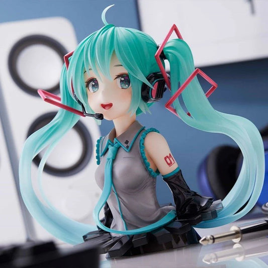 Hatsune Miku Half Body Figure