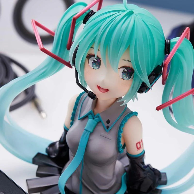 Hatsune Miku Half Body Figure