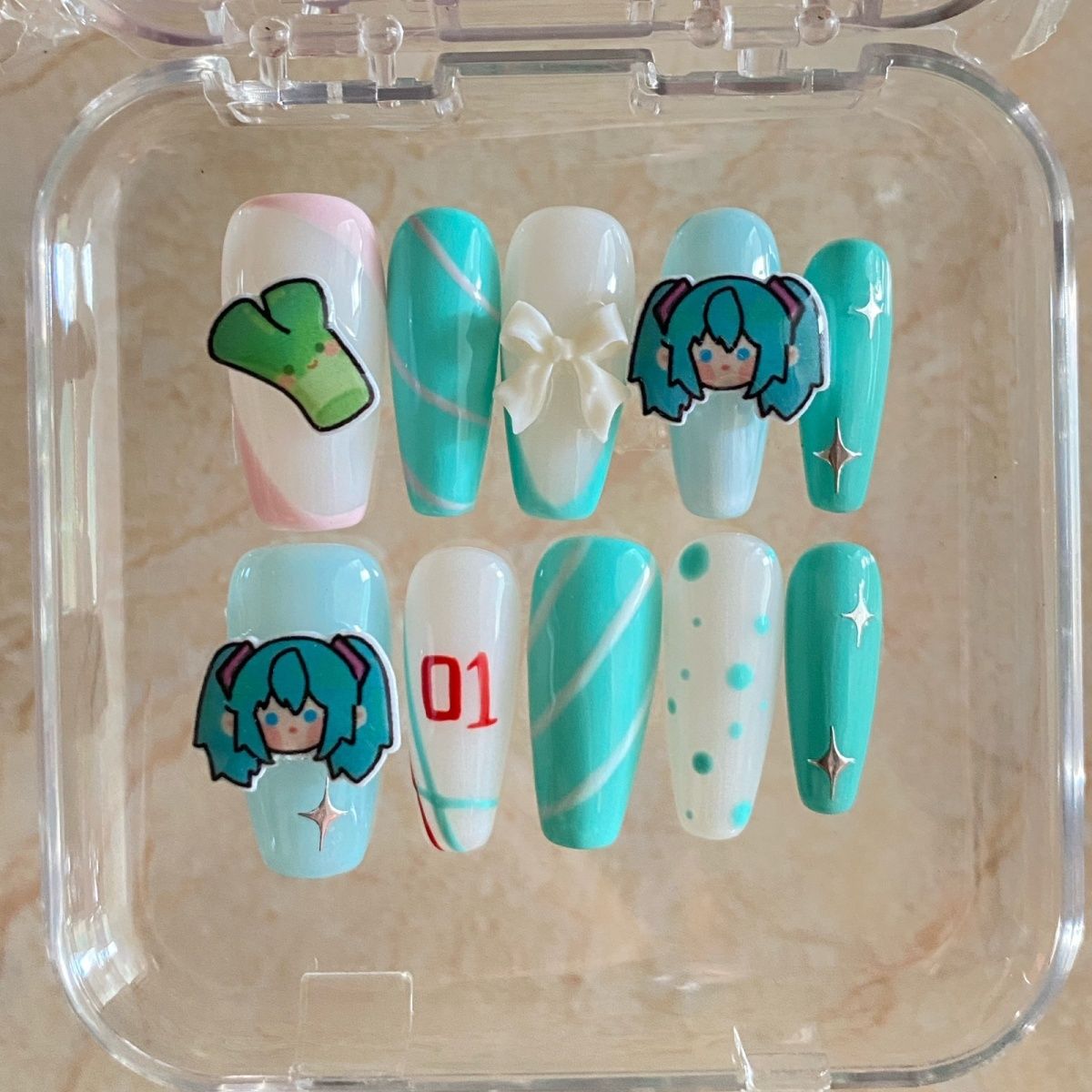 Hatsune Miku Featured Handmade Cute Press-on Nails