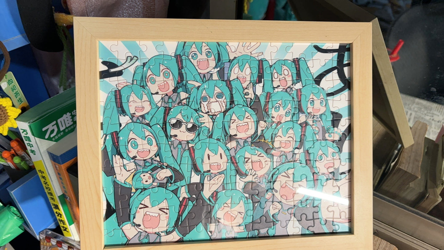 Hatsune Miku Pazzle 50pcs with Wooden Frame